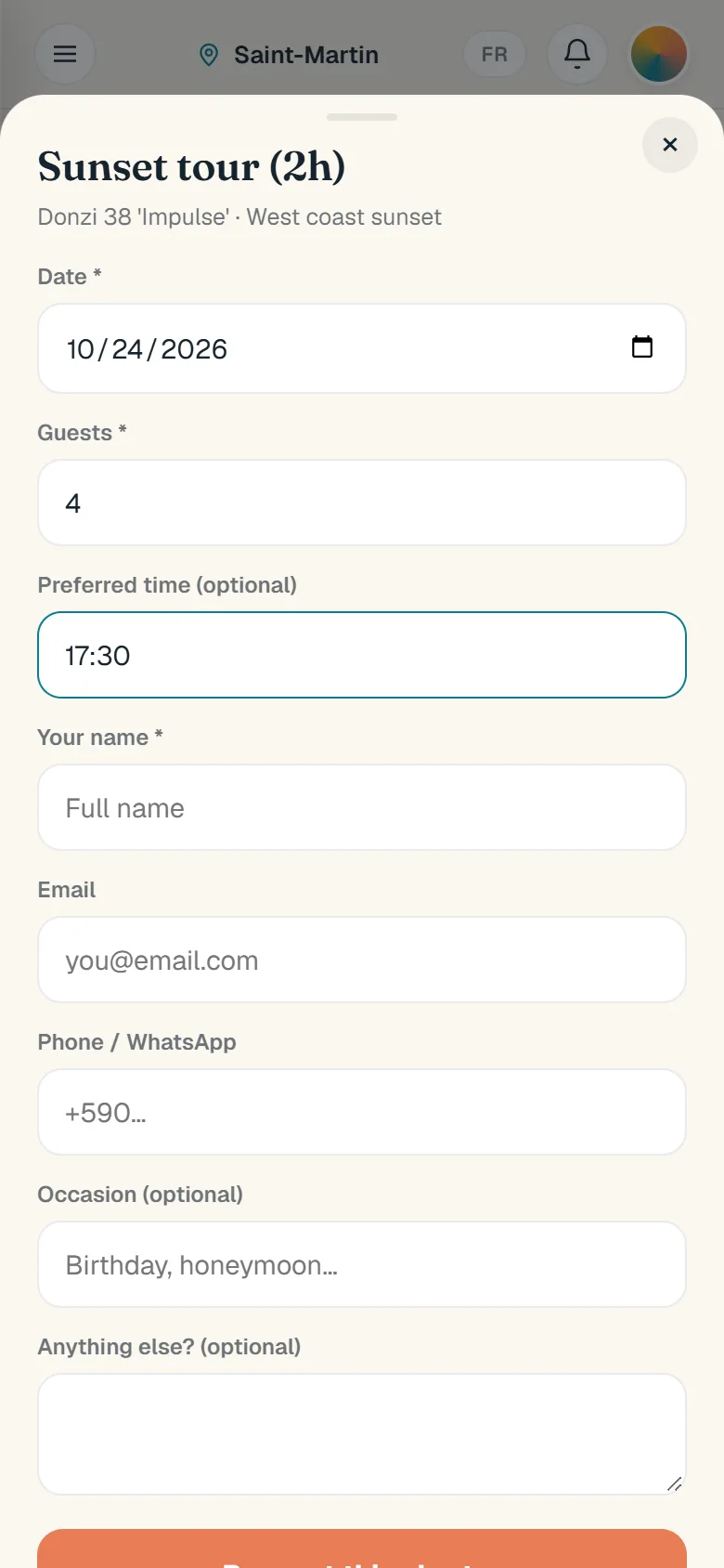 The request form for a sunset tour: date, number of guests and preferred time.