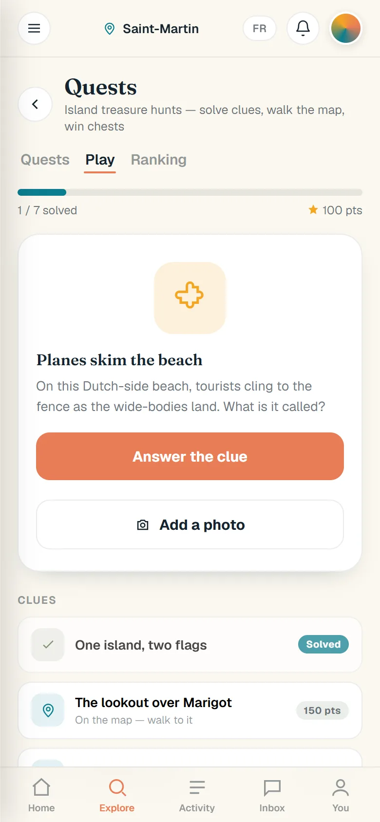 A riddle step, Planes skim the beach, with its clue and an Answer the clue button; below, the clue list with the first step marked Solved.